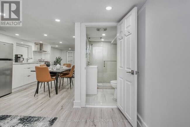 Photo - 138 Booth Ave