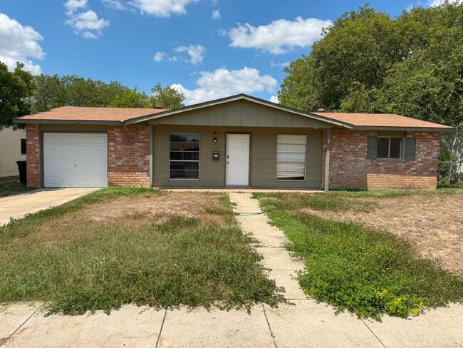 Building Photo - Welcome home to 1029 Valley Forge!