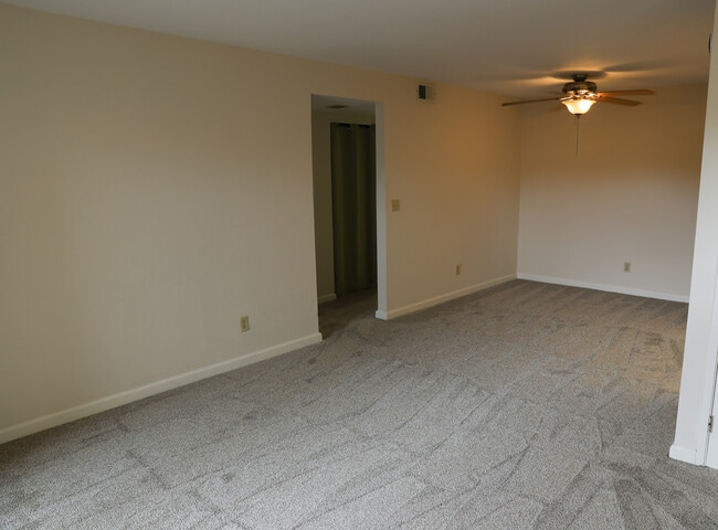 Photo - 33941 Milton St Unit 33941 Milton St