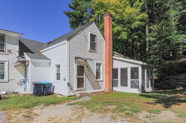 294 Pleasant St