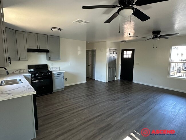 Photo - 415 Minner Ave Unidad 415 Minner Ave 1/2