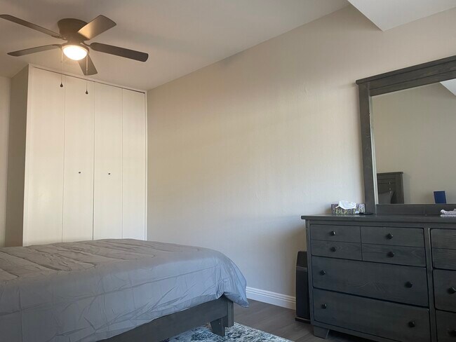 110 Gladys Ave Unit A