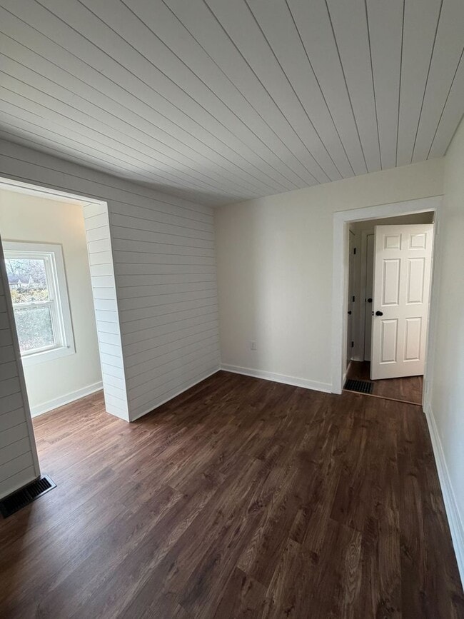 Photo - 2 Bed | 2 Bath | Office/Flex Room | 1 Acre Lot | Pickerington Schools