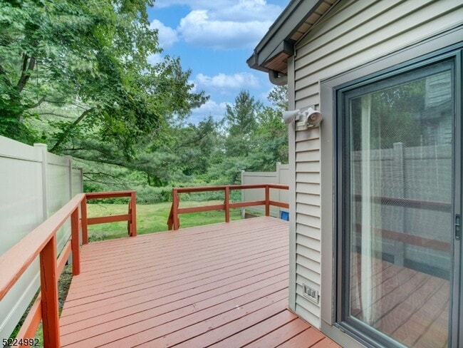 Photo - 402 Marten Rd