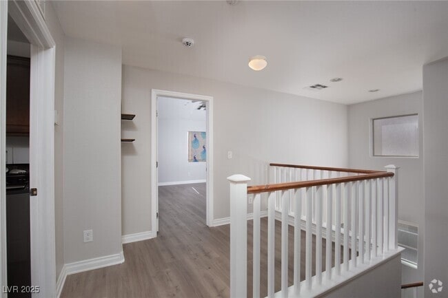 Building Photo - 4728 Killington St Rental