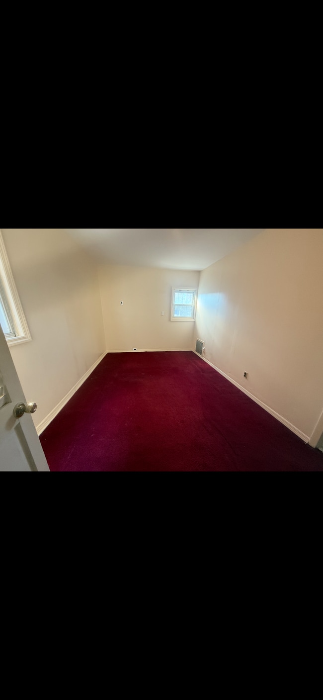 Photo - 1898 Schenectady Ave Unidad 1