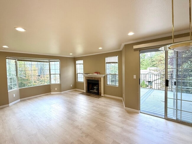 Living Room 3 - 8538 139th Ave NE