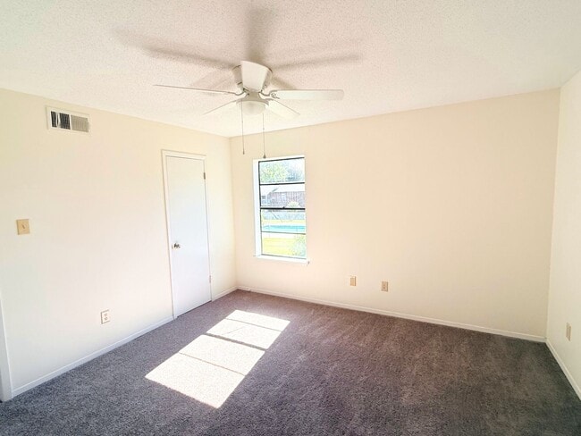 Photo - East Gate Apartments