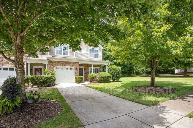 Photo - 5517 Tipperlinn Way