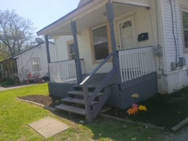 Photo - Lockland gem