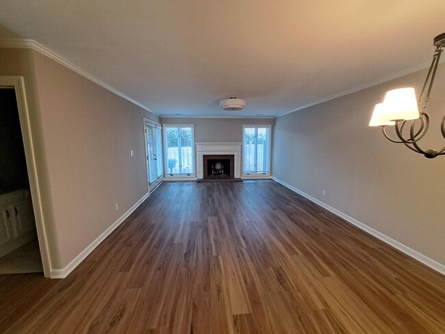 Photo - 616 Croston Dr