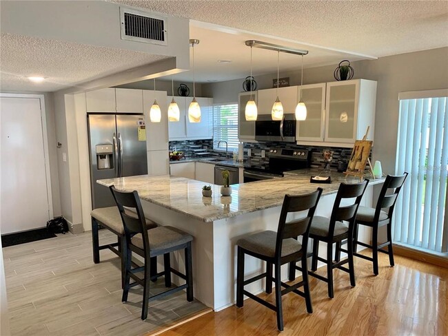 Building Photo - 7003 Sunset Way Unit 8 Rental