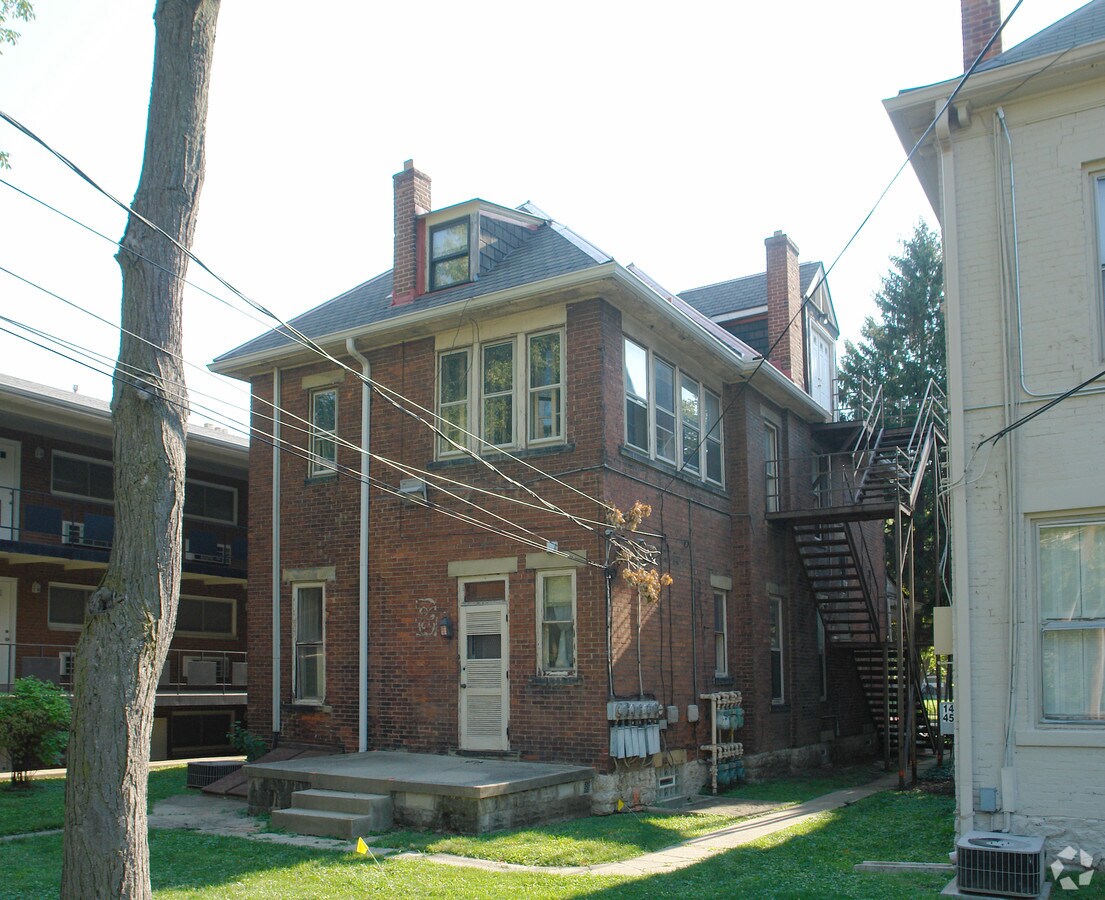 Photo - 1457 Neil Ave