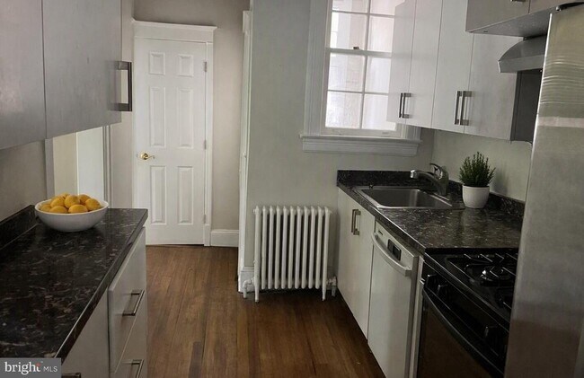 Photo - 4218 38th St NW