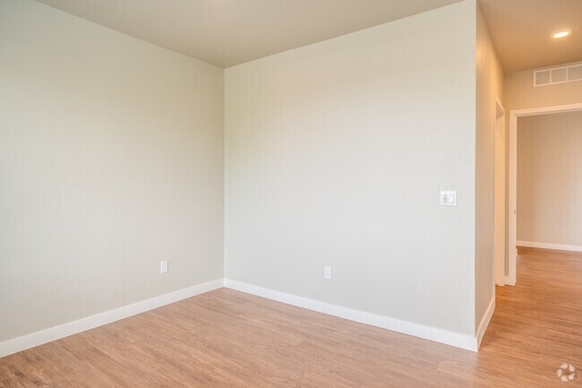 2BR, 2.5BA 1,314SF