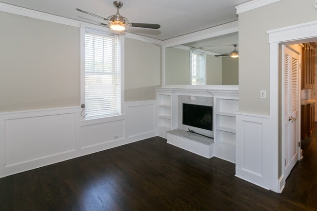 Photo - 3620 N Bosworth Ave Unit 3R
