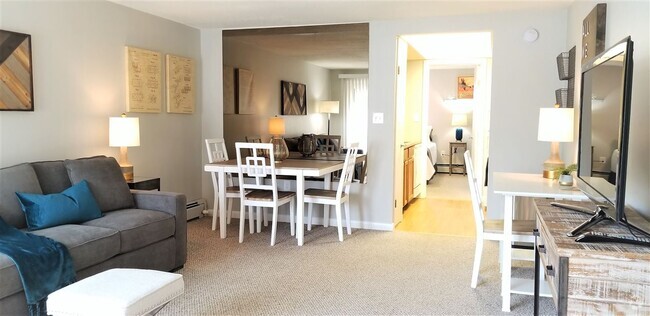 Building Photo - 803 Cocheco Ct Unit 803 Rental