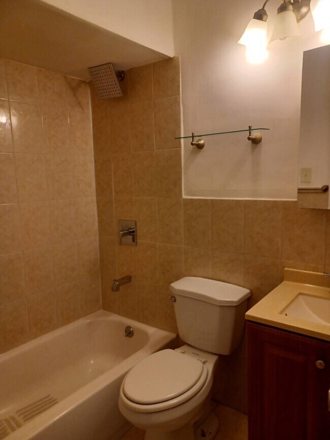 Photo - 156-0-156-79 79th St