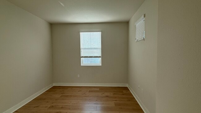 Photo - 829 Bamboo Dr Unit A