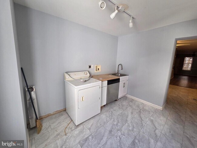 Photo - 1116 N Walnut St