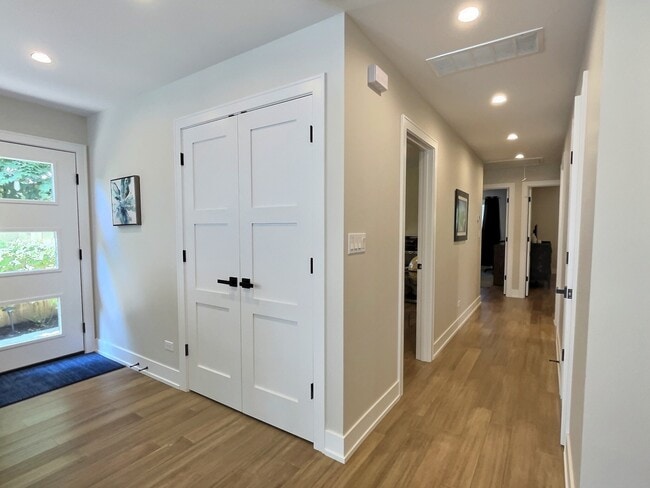 Photo - 5245 W Ardmore Ave