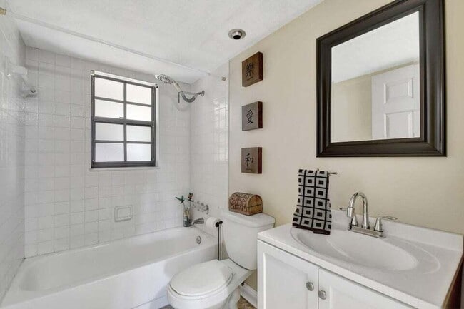 Photo - 4489 Oak Terrace Dr