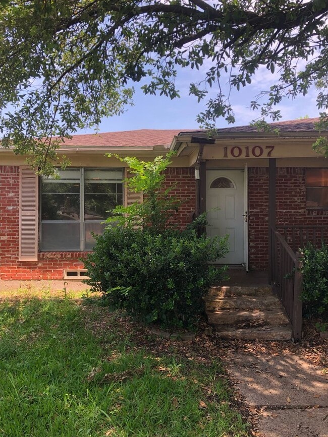 Photo - 10107 Muskogee Dr