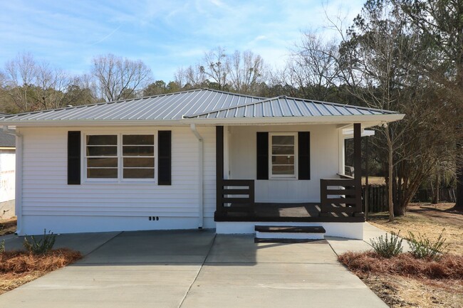 Cute Rental in Pell City - Cute Rental in Pell City