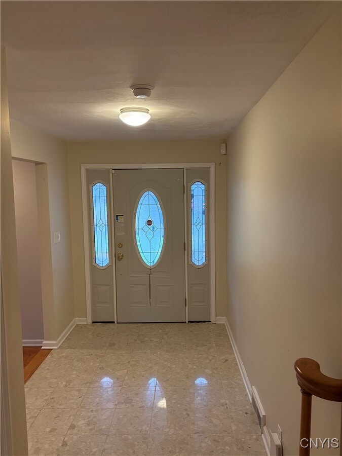 Photo - 215 Locksley Rd