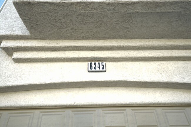 Photo - SHOWINGS AVAILABLE NOW Unit 102