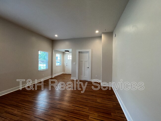 Photo - 1202 Harlan St