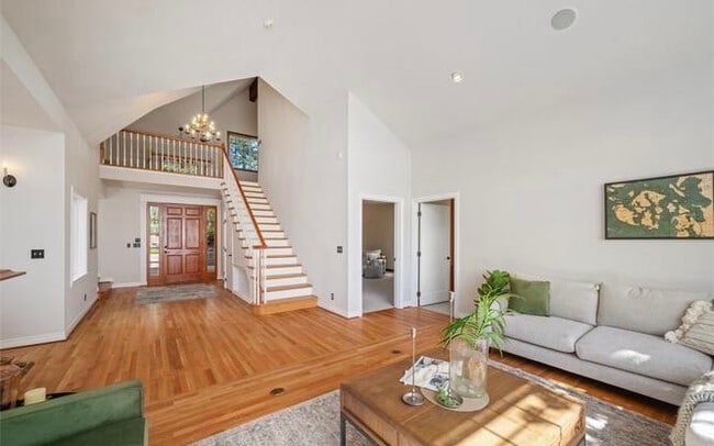 Photo - 3851 Cliffside Dr