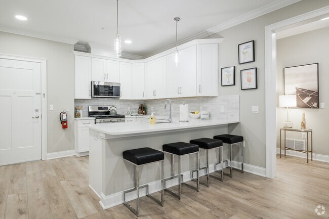 2BR, 2BA - 1,485SF - Kitchen