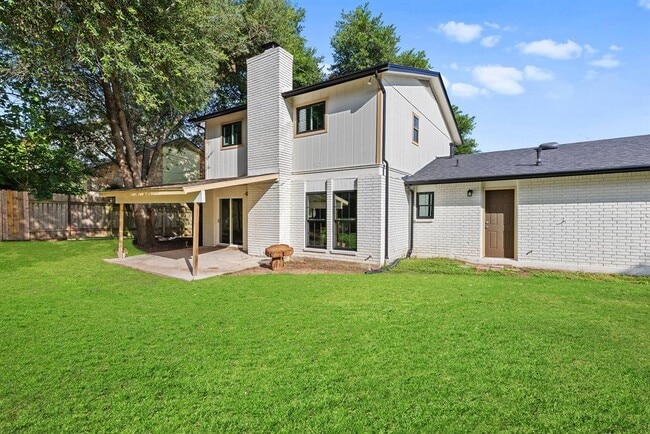Photo - 600 Pin Tail Ln