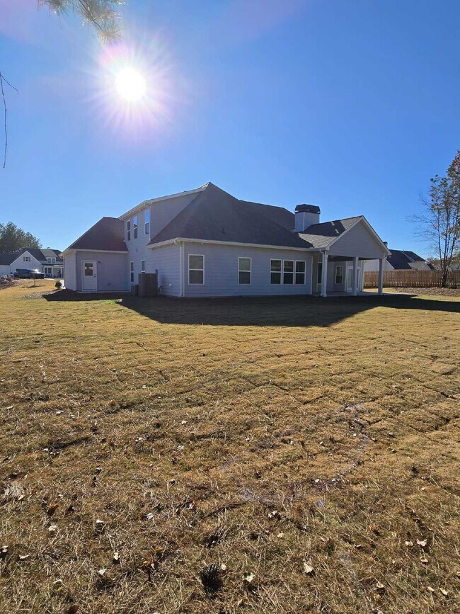 Photo - 130 Rutland Ct