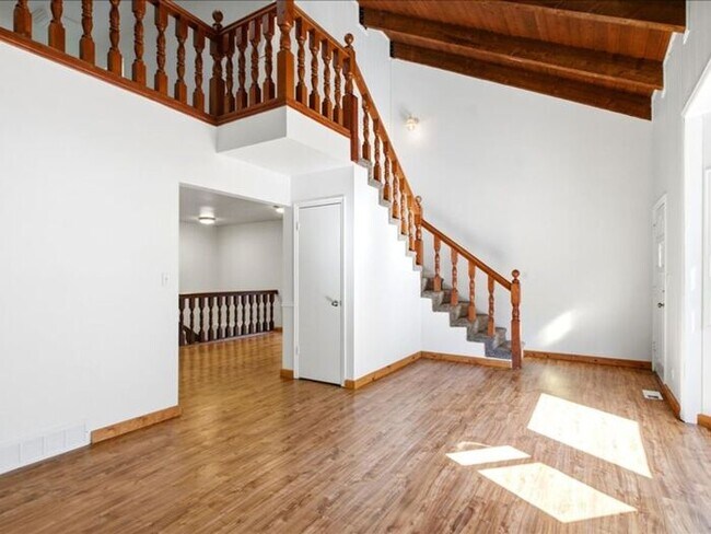 Cottonwood Heights 5 bed 3 bath Twin Home