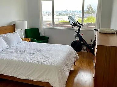 Photo - "Charming 1-Bedroom Sanctuary in San Francisco's Vibrant Heart - 600 Sq Ft of Cozy Comfort!"