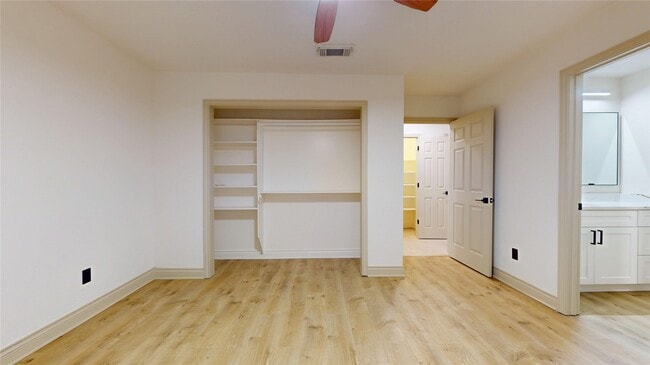 Photo - 22010 Rockchester Dr