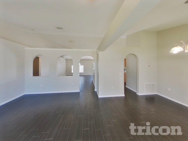 Photo - 5148 Jenson Ave