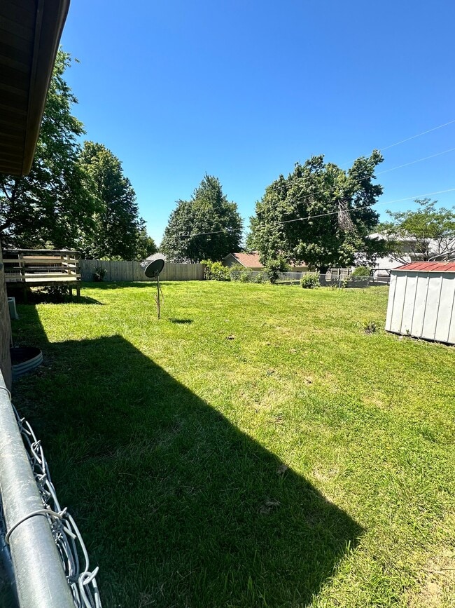 Photo - 707 Poplar St