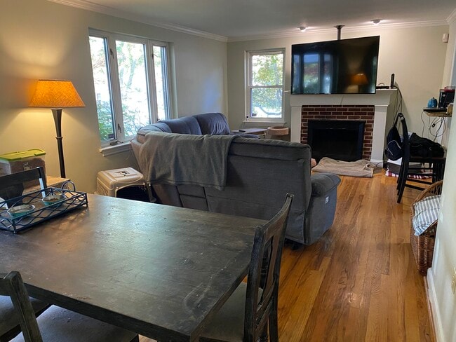 Photo - 721 Brook Dr