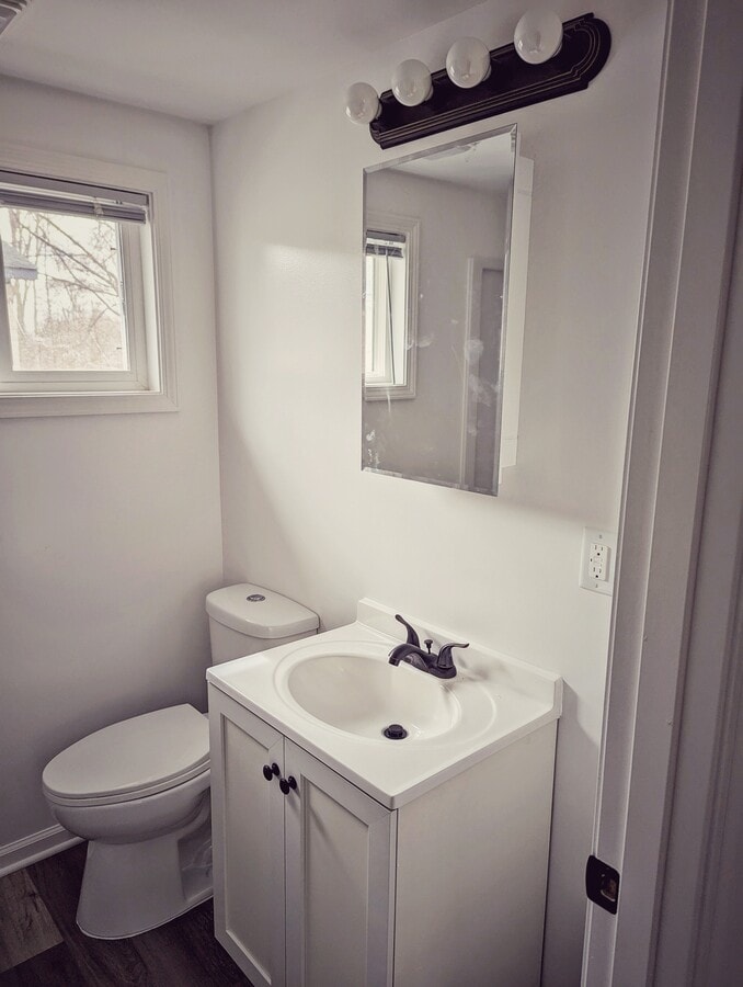Photo - 868 S Huron Rd Unit Apt 4