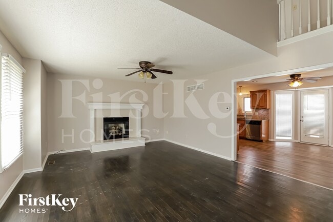 Photo - 8618 NE 72nd Terrace