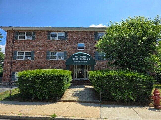 Photo - 549 Pine St Condo Unit 15