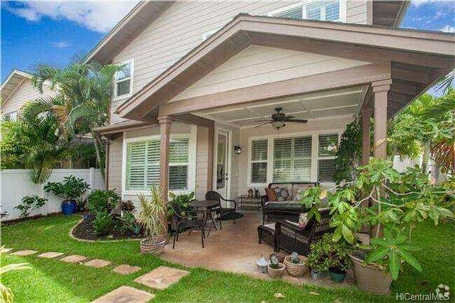 Building Photo - Stunning 3-Bedroom/3-Bathroom in Sunny Ewa... Rental