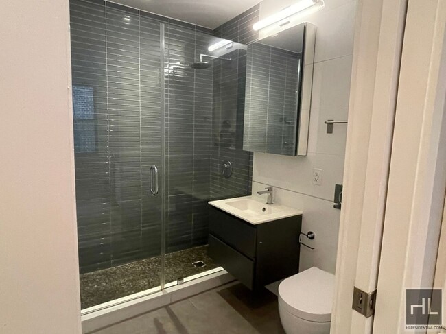 Photo - STANTON ST. Unit 4H