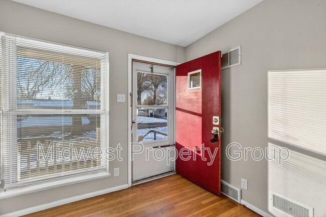 Photo - 10406 Hobkirk Dr