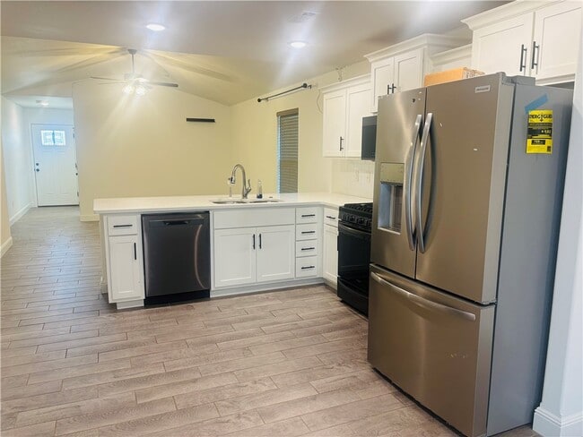 Photo - 2131 Wildflower Dr