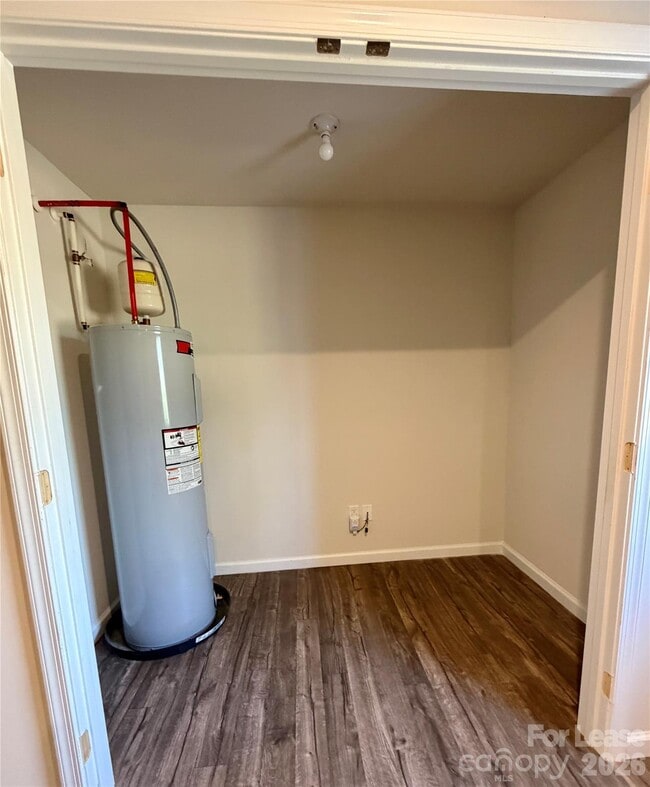 Photo - 828 Renee Ave