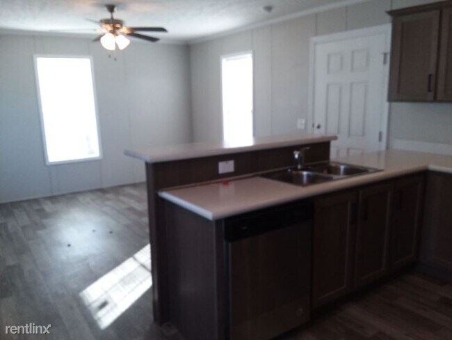 Photo - 2 br, 1 bath Mobile Home - 271 West Drive